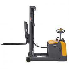 Штабелер самоходный CQD15R (1500 кг; 5,6 м; li-ion 25,6В / 225Ач, PV, EPS) SMARTLIFT